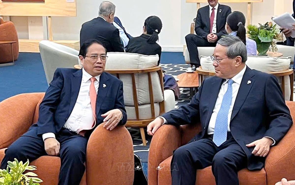 Thủ tướng Chính phủ Phạm Minh Chính đã gặp Thủ tướng Trung Quốc Lý Cường